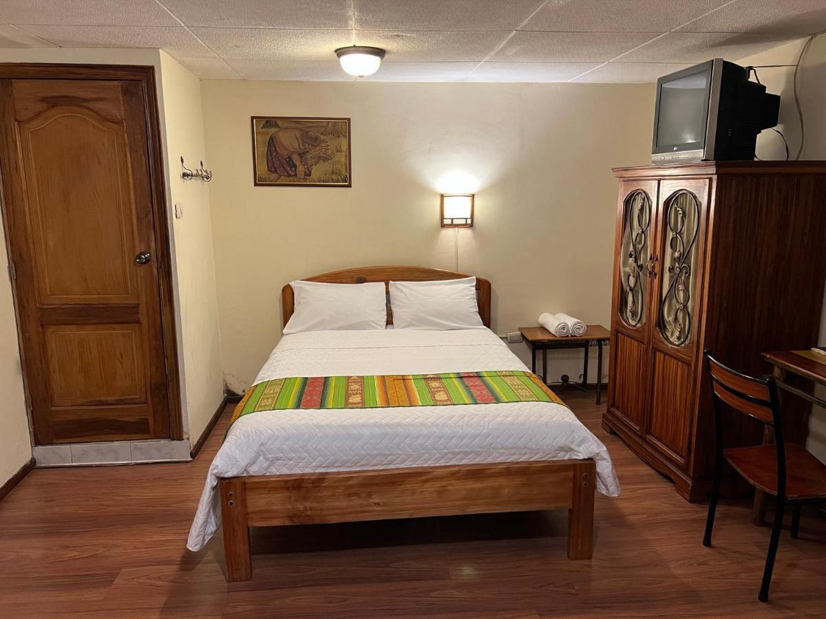 Albergue Mía Leticia Quito Exterior foto
