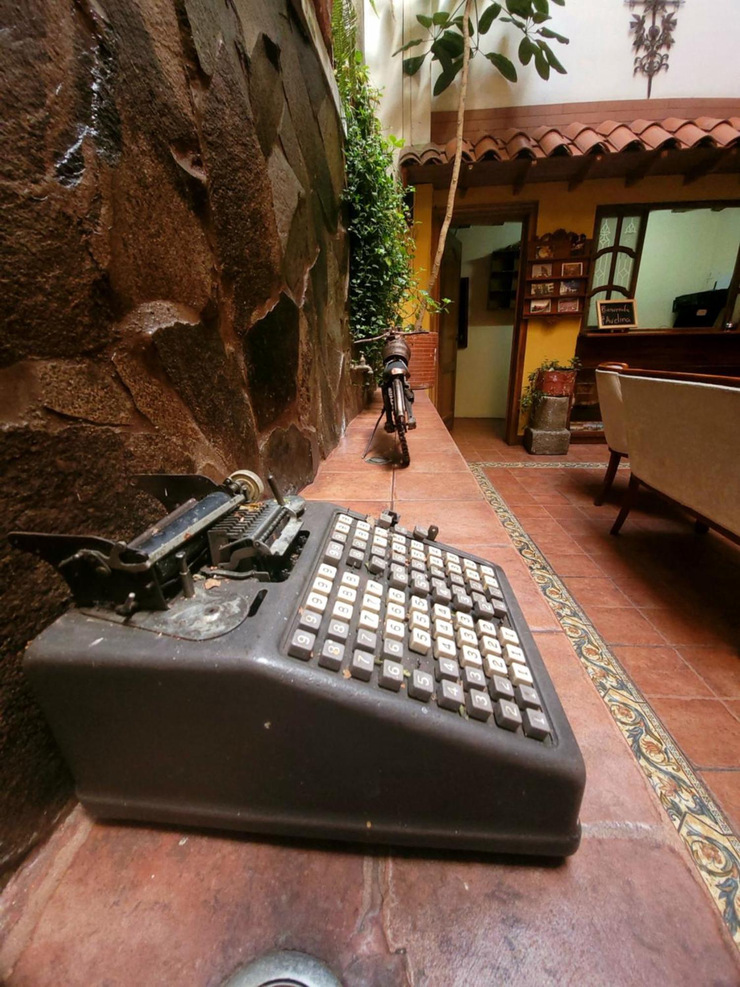 Albergue Mía Leticia Quito Exterior foto